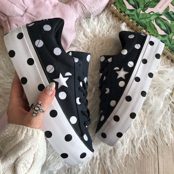 converse platform polka dot